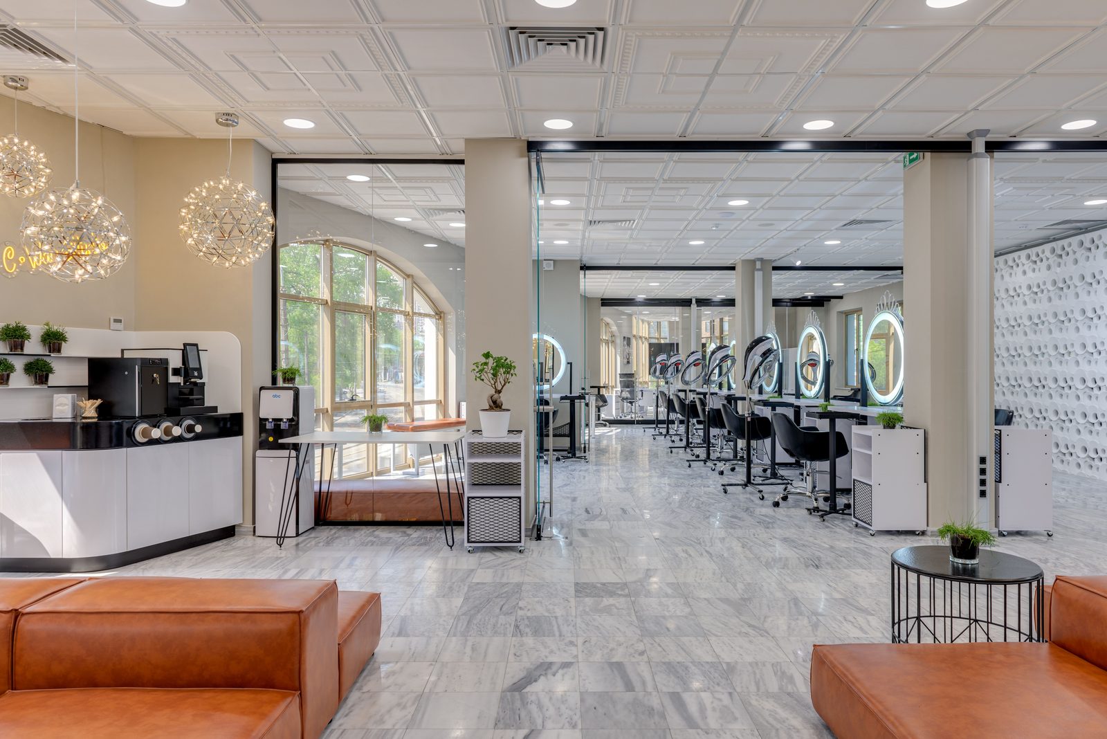 Intérieur du salon Studio Hair